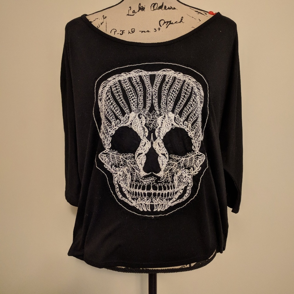 Black Skull-Print Women's Top